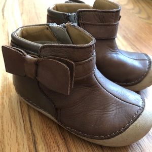 Stride Rite SM Genevieve bootie baby size 6